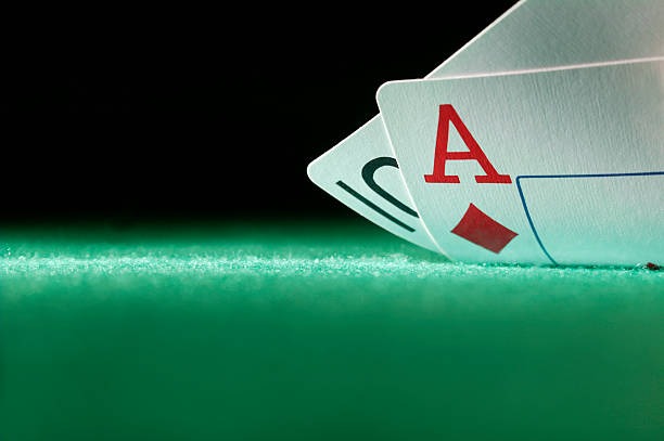 Live roulette wheel spinning on dktoto platform